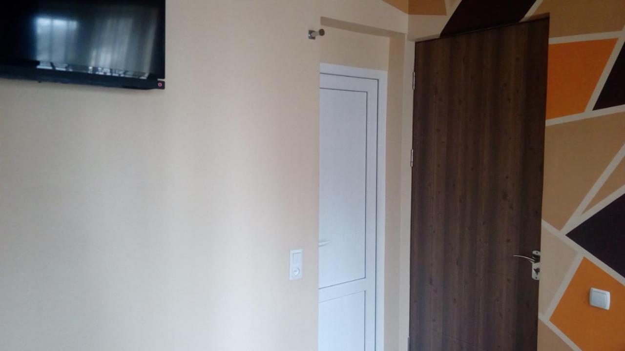 Hotel Isani Tbilisi Exterior foto